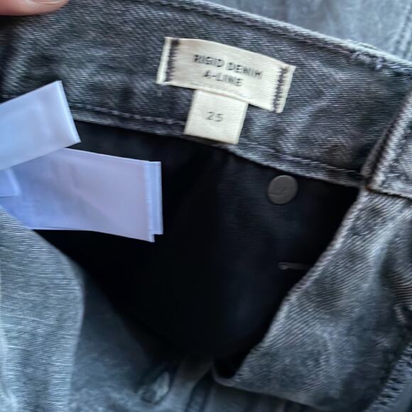 MADEWELL 🆕 NWT Rigid Denim High-Waist Gray Straight Mini Skirt Size 25 - Picture 7 of 8